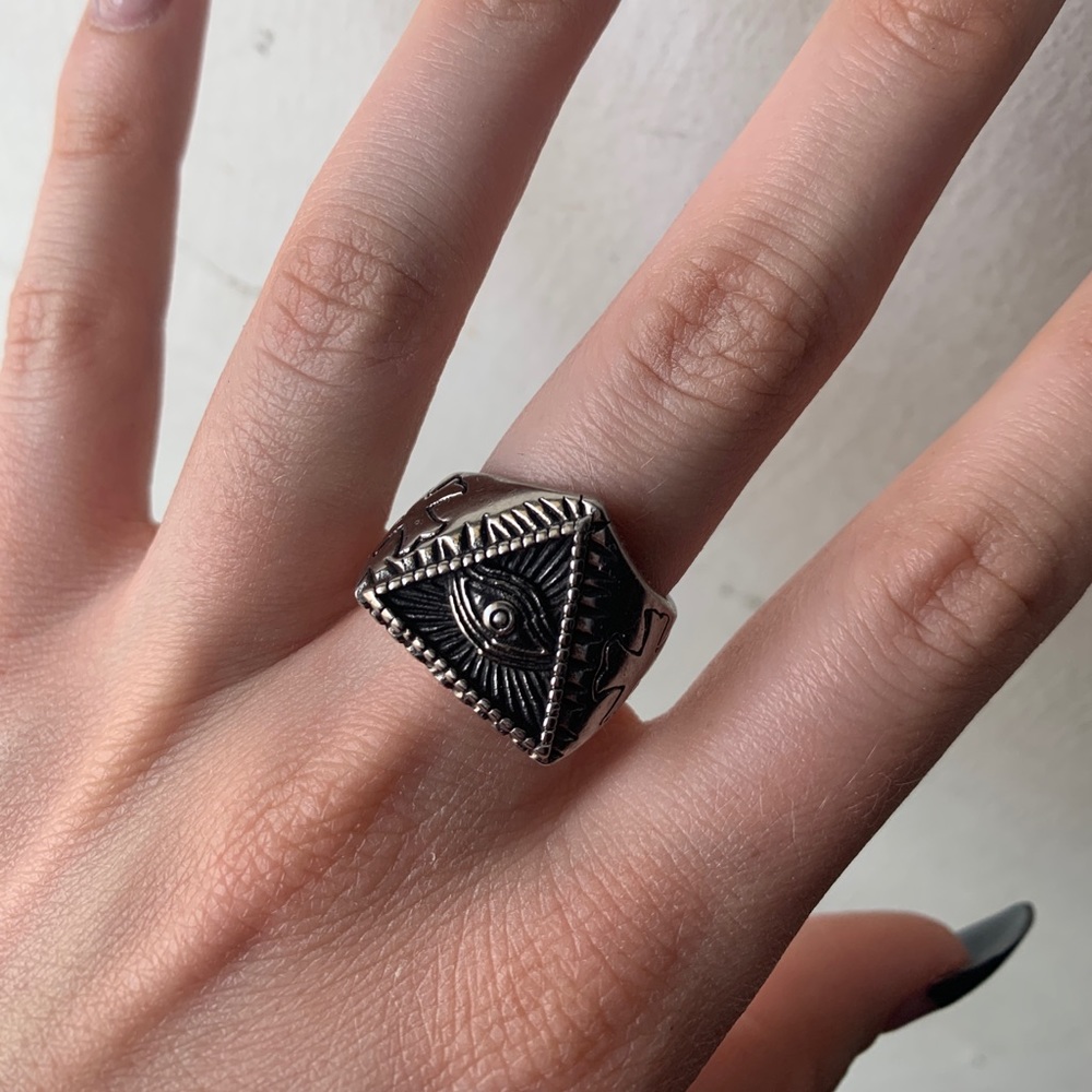 Ring